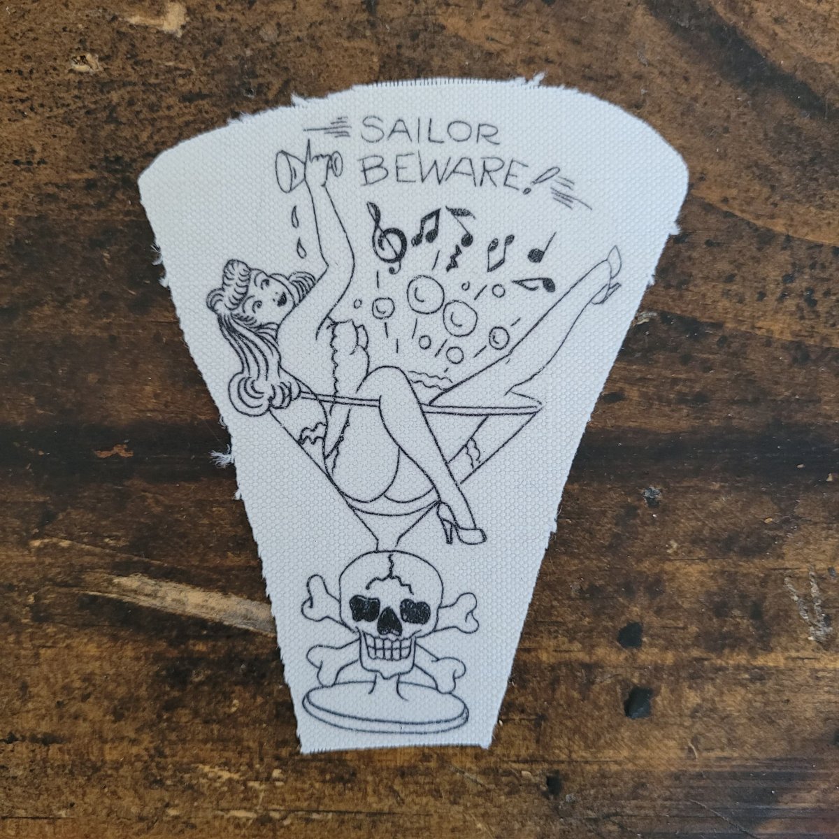 Sailor beware girl in glass – Image 2