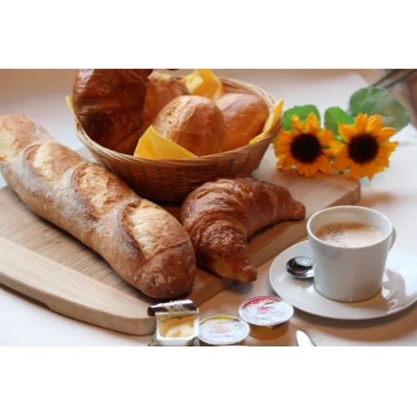 Bed & Breakfast, Services – Image 3