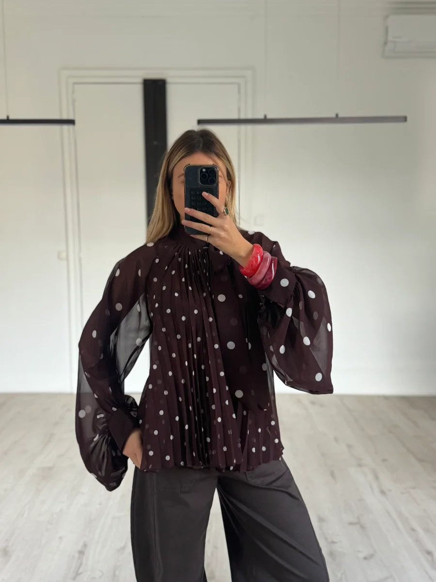 Blouse à pois plissée – Image 3
