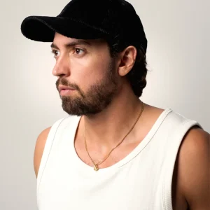 CASQUETTE CÔTELÉ NOIRE