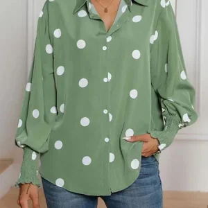 Chemise à pois blanc