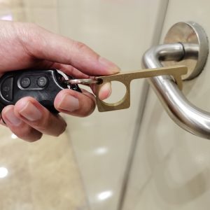 Clé anti-bactérienne stop touch cuivre