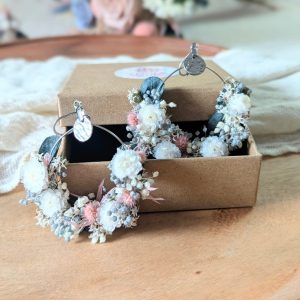 Boucles d’oreilles créoles en fleurs naturelles stabilisées, Pauline