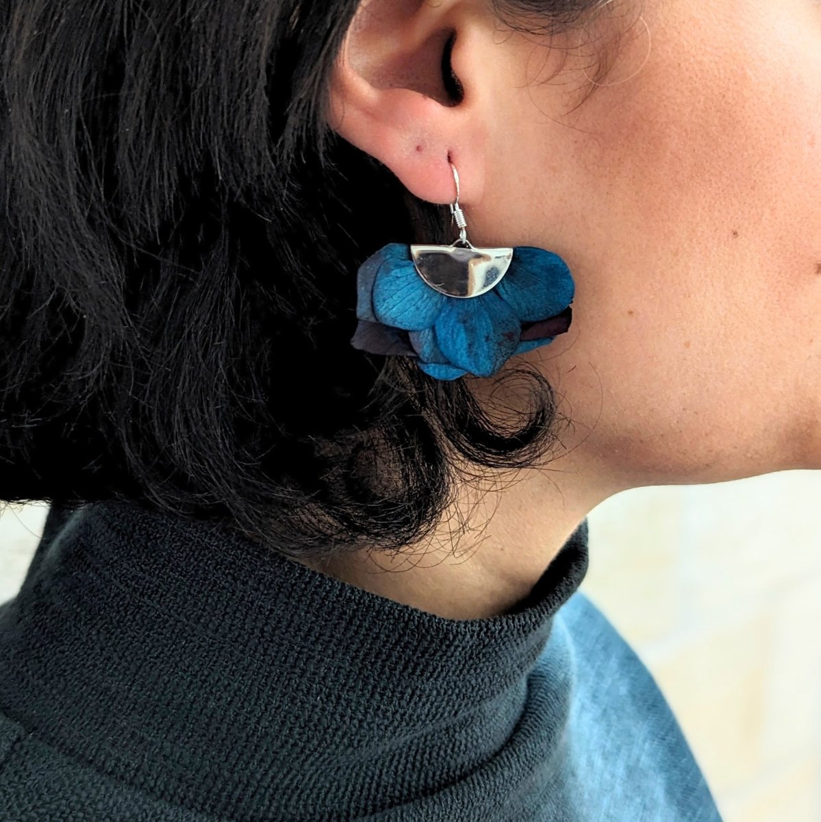 Boucles d’oreilles éventail en fleurs stabilisées, bijou bohème, Neus