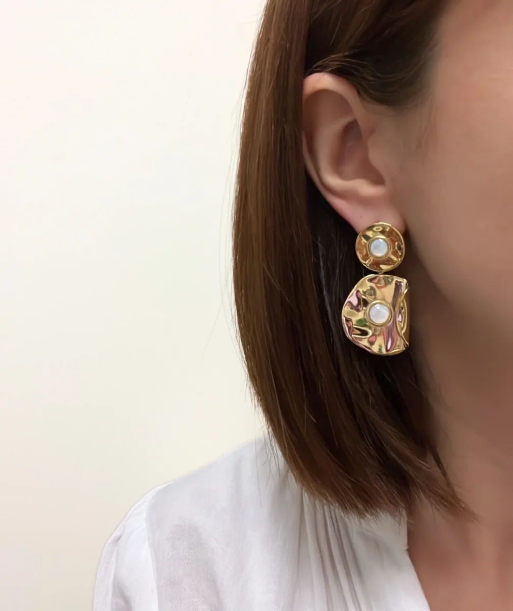 Alma blanches - Boucles d'oreilles froissées