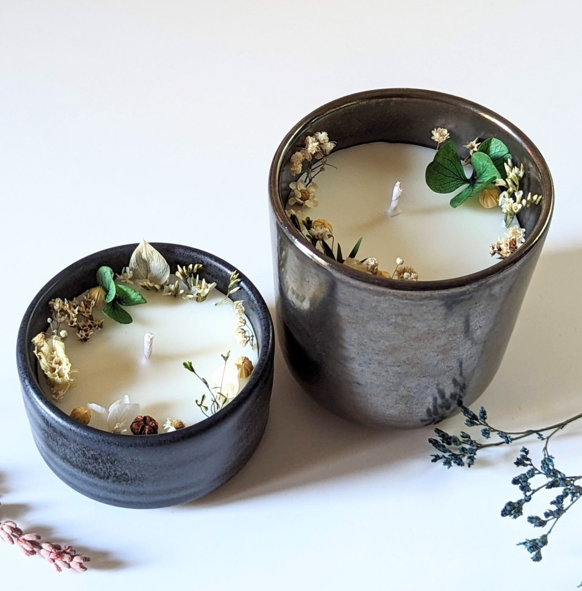 Bougie fleurie parfum bergamote, pin, bois de santal, Lilou