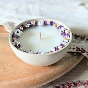 Bougie fleurie parfum lilas, pivoine, Amaryllis