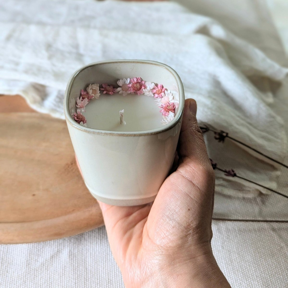 Bougie fleurie parfum gardénia, pivoine, Gloria – Image 3