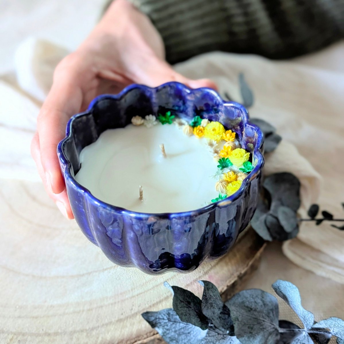 Bougie fleurie parfum bergamote bois de santal, Océane – Image 3