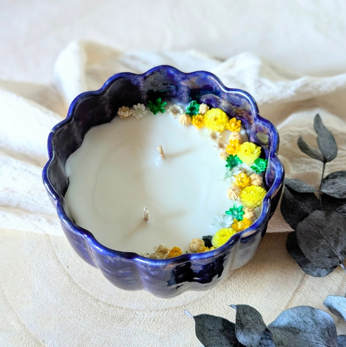 Bougie fleurie parfum bergamote bois de santal, Océane – Image 2