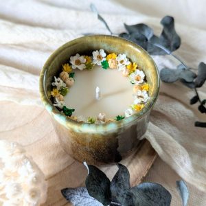 Bougie fleurie parfum lilas, Olivia