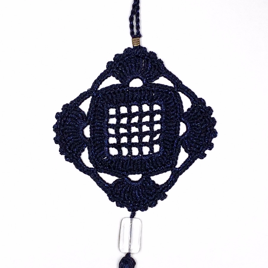 Déco en dentelle au crochet et perle – Image 6