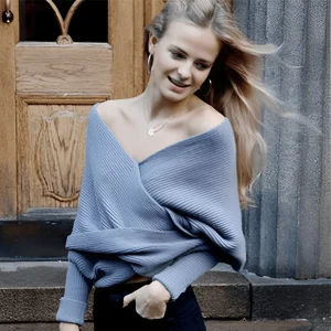 Écharpe avec manches en laine