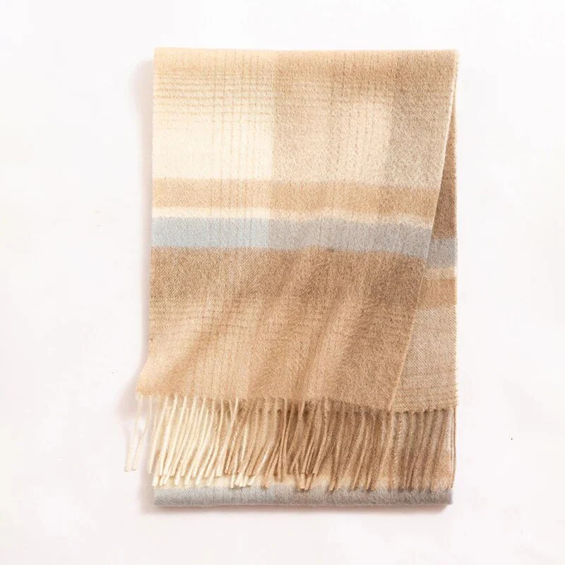 Echarpe en laine à carreaux avec ligne colorée – Image 5