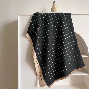 Écharpe Femme à Motifs de Cœurs