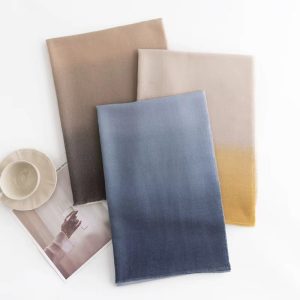 Écharpe femme dégradé en polyester léger