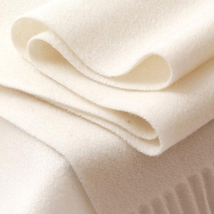 Écharpe longue en laine uni – Image 3