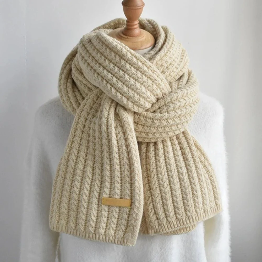 Écharpe tricotée épaisse crème et rouge – Image 3