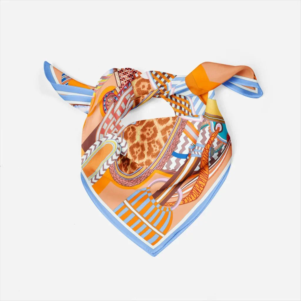 Foulard satiné imprimé orange et noir – Image 8