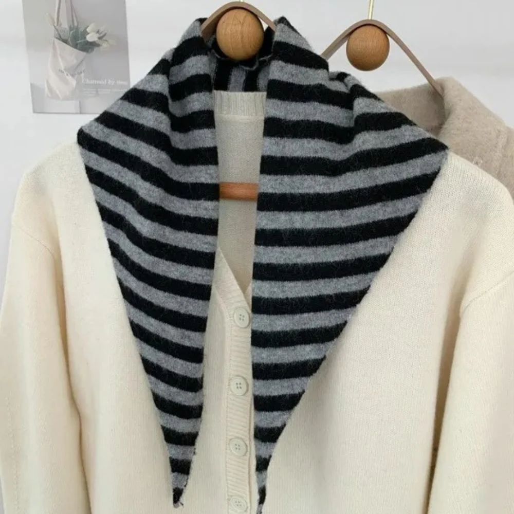 Foulard Tricoté rayée et coloré