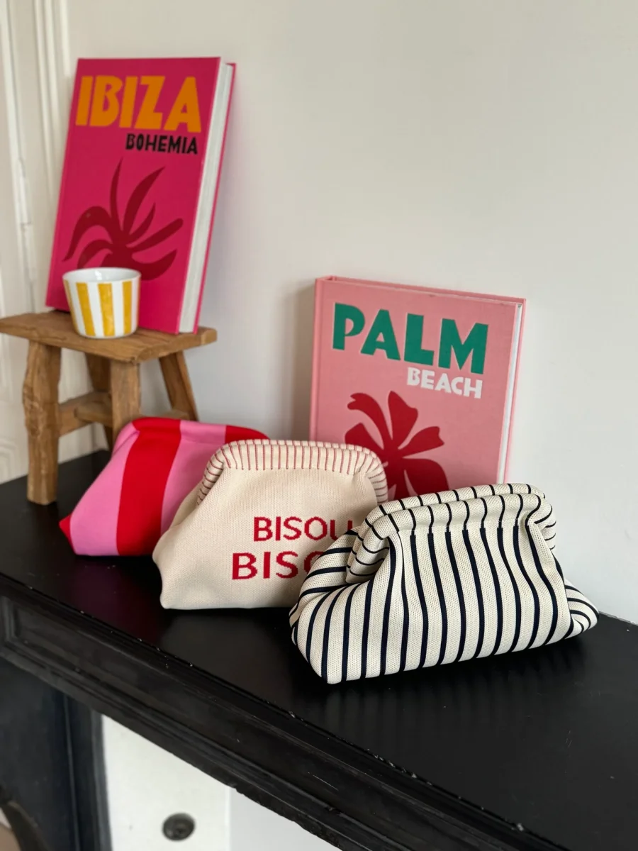 Pochette rayée bleue – Image 4