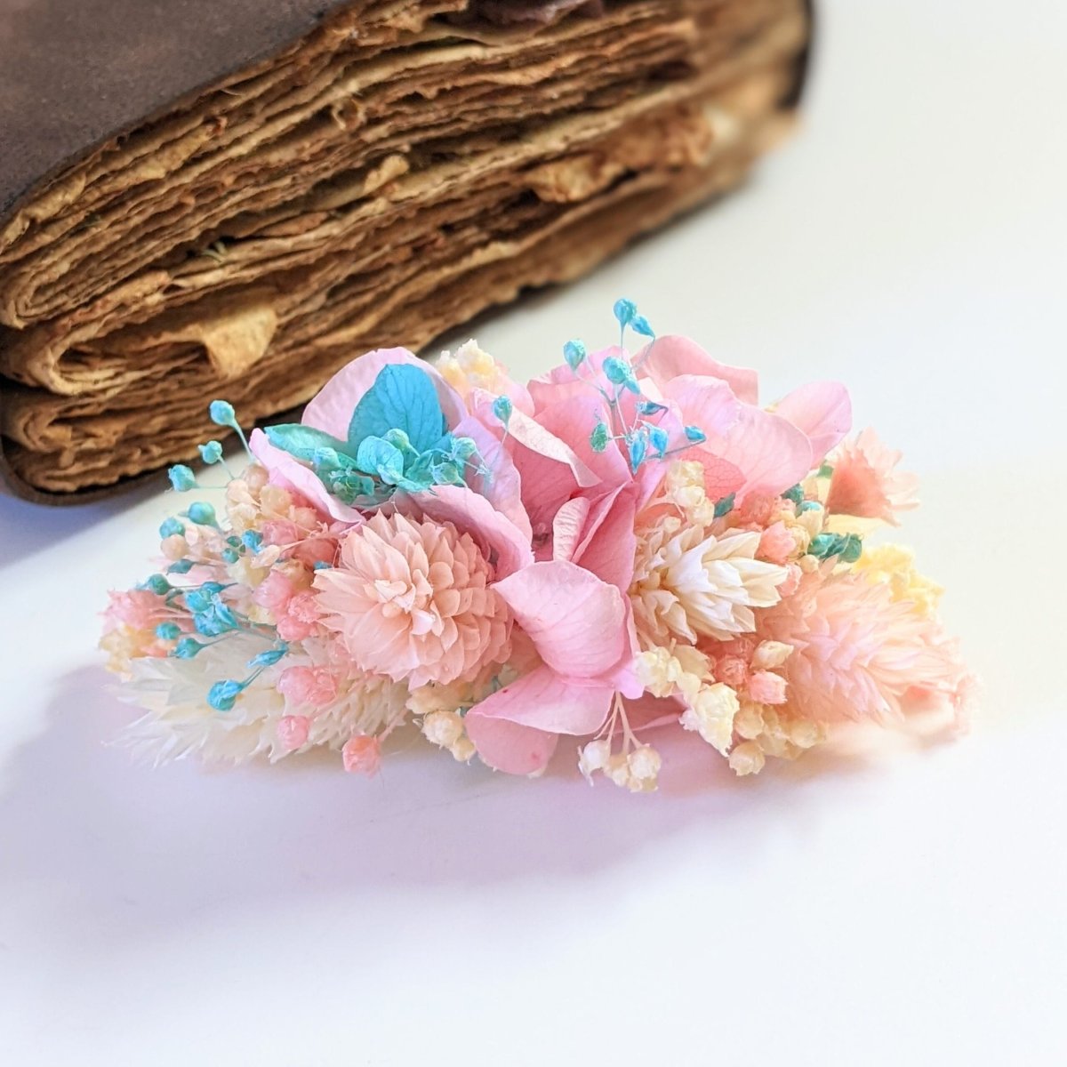 Peigne à cheveux fleuri pour coiffure de mariage en fleurs séchées roses, Candy – Image 4