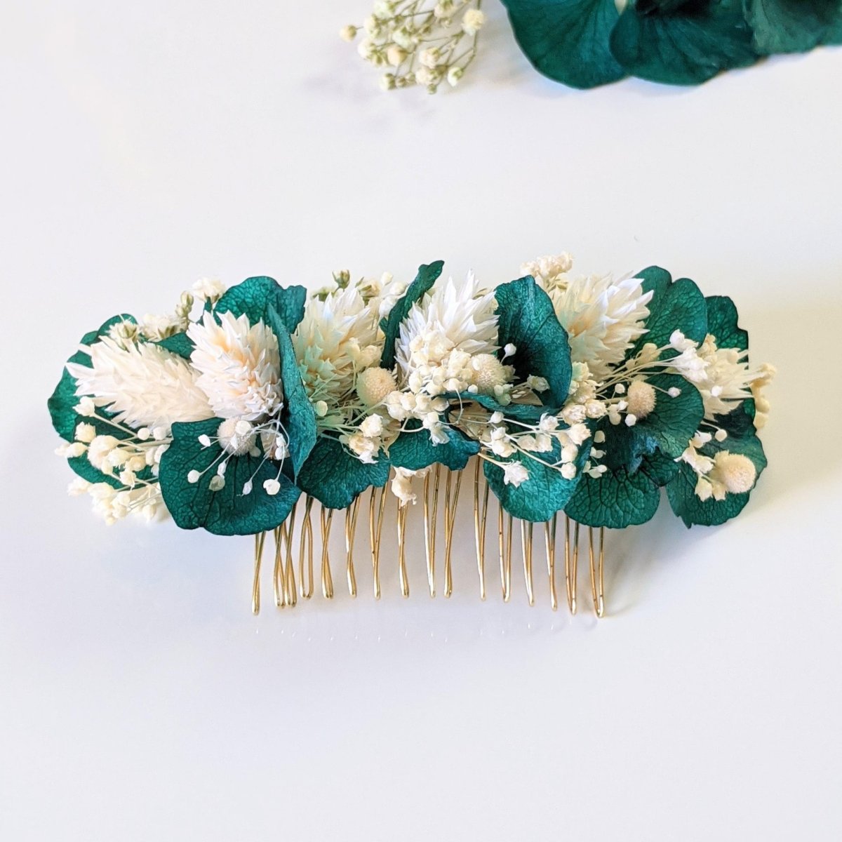 Peigne à cheveux fleuri pour coiffure de mariage en fleurs séchées & fleurs stabilisées, Malèna – Image 3
