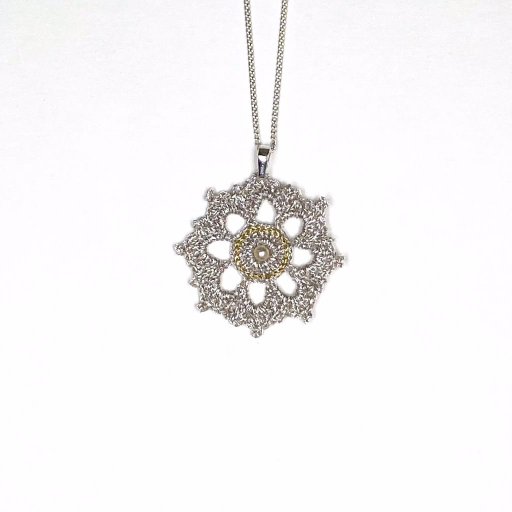 Pendentif Rosace en dentelle au crochet – Image 4