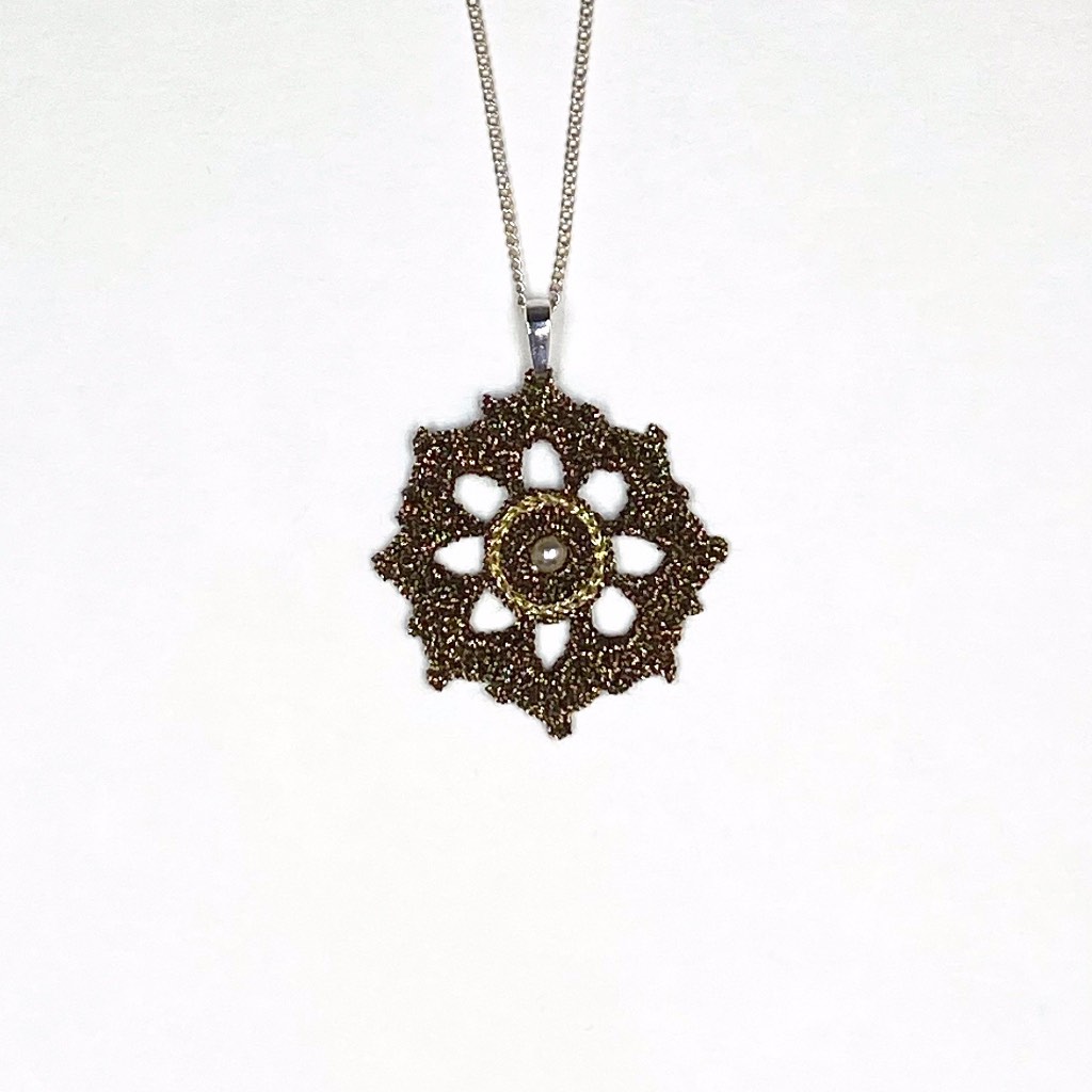 Pendentif Rosace en dentelle au crochet – Image 6