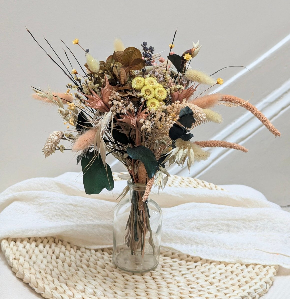 Petit bouquet de fleurs séchées naturelles aux tons ensoleillés, Limone