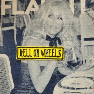 Patch Brodé "Hell On Wheels" (Version GOTHIQUE  Noir & Jaune)