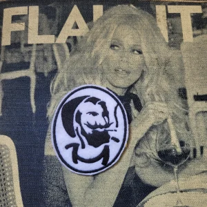 Patch brodé "ZIG ZAG"