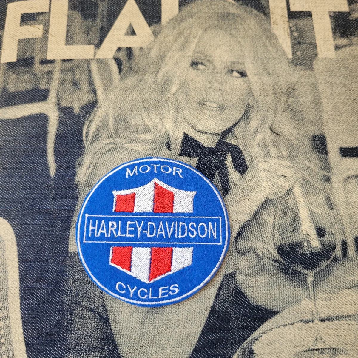 Patch Brodé"Harley Davidson Motor Cycles" ( version bleue rond) – Image 2