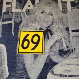 Patch Brodé "69" CARRE (Version Jaune)