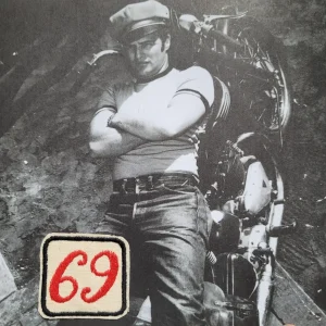 Patch Brodé "69"  Perfect on your cut EN TISSU VIEUX COTON