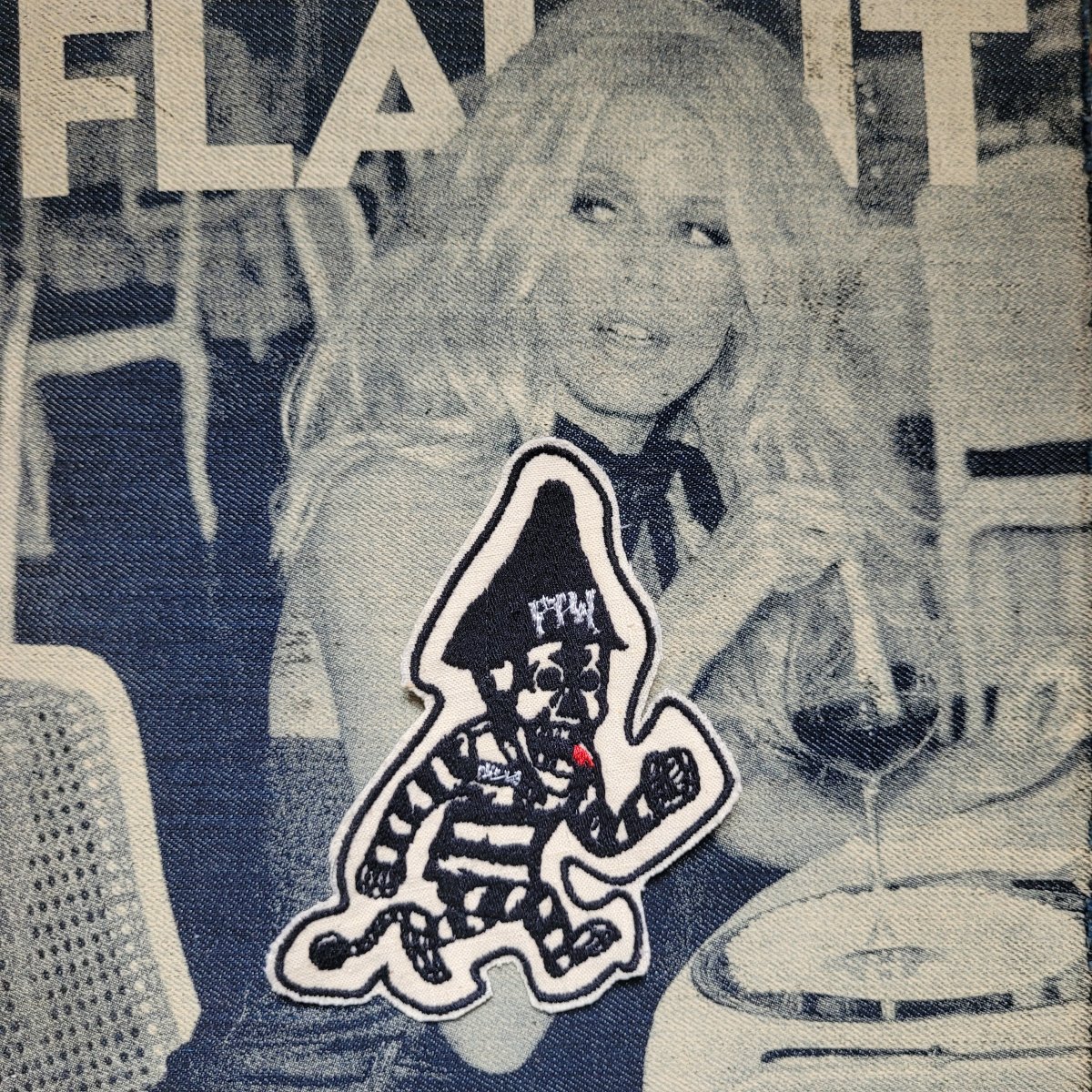 Patch Brodé "Prisonnier weirdo FTW" EN VIEUX TISSU COTON – Image 6