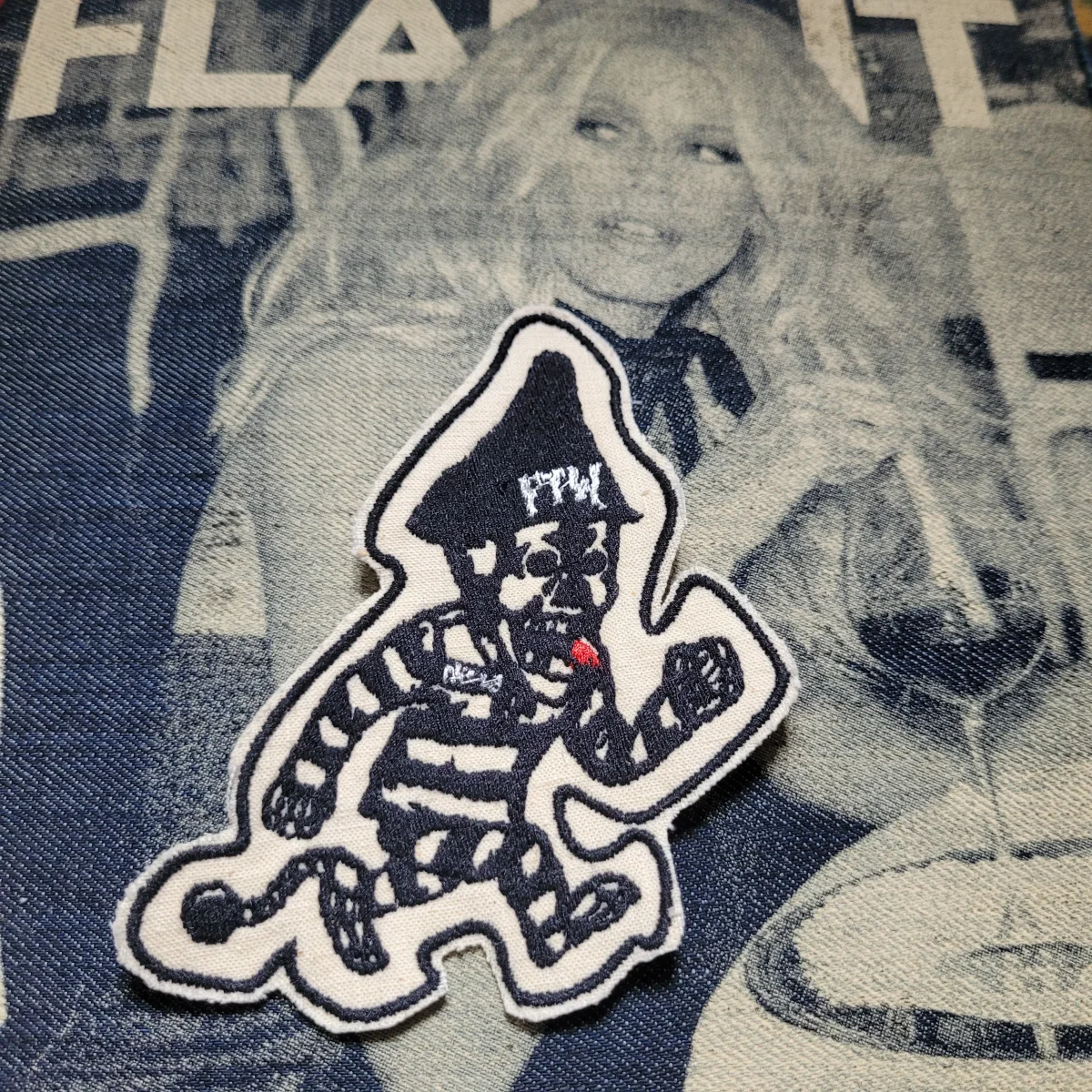 Patch Brodé "Prisonnier weirdo FTW" EN VIEUX TISSU COTON – Image 5