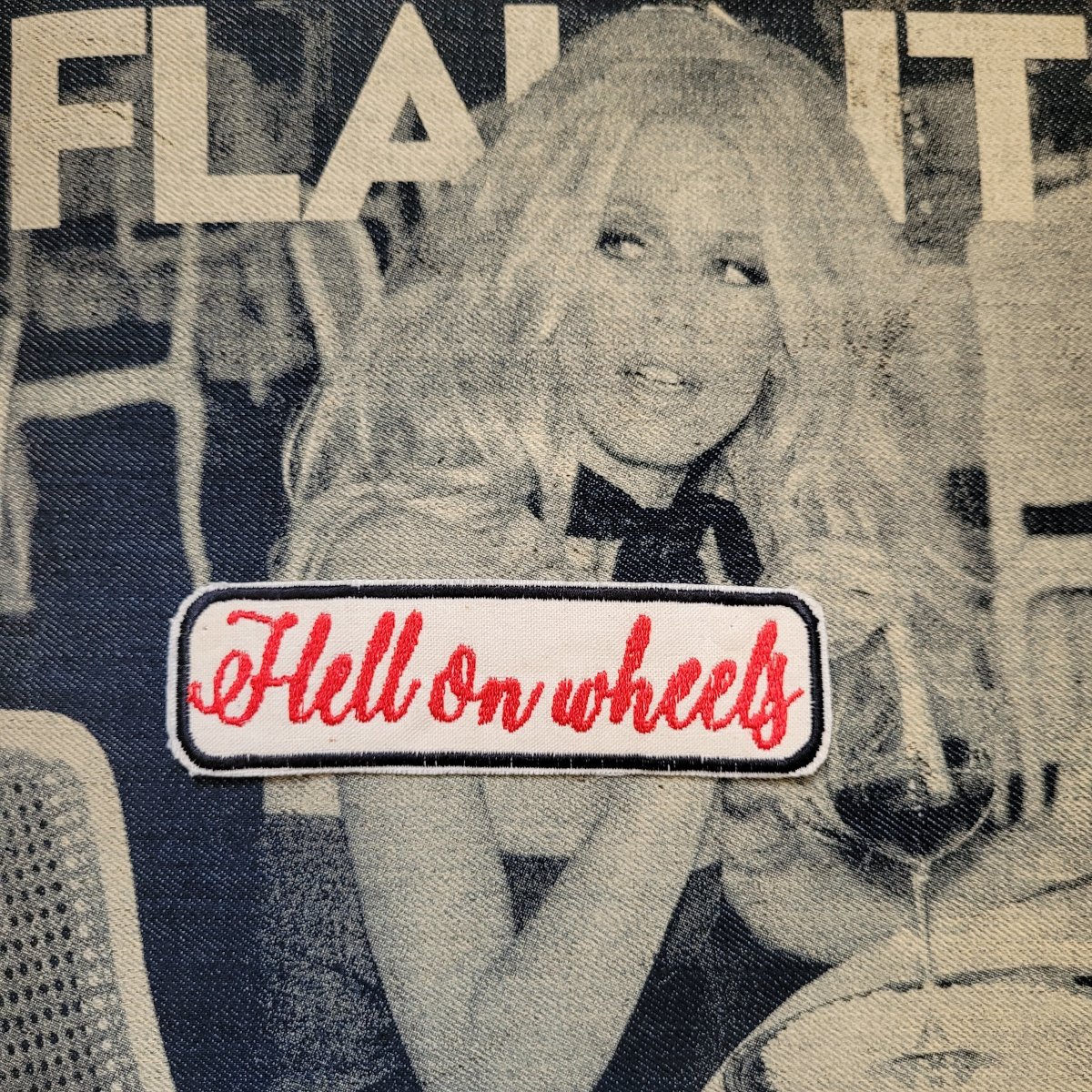 Patch Brodé "Hell on wheels" Perfect on your cut EN COTON – Image 7