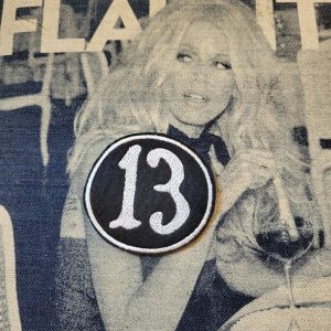 Patch Brodé "13" ROND ( Grand Modele Fond Noir)