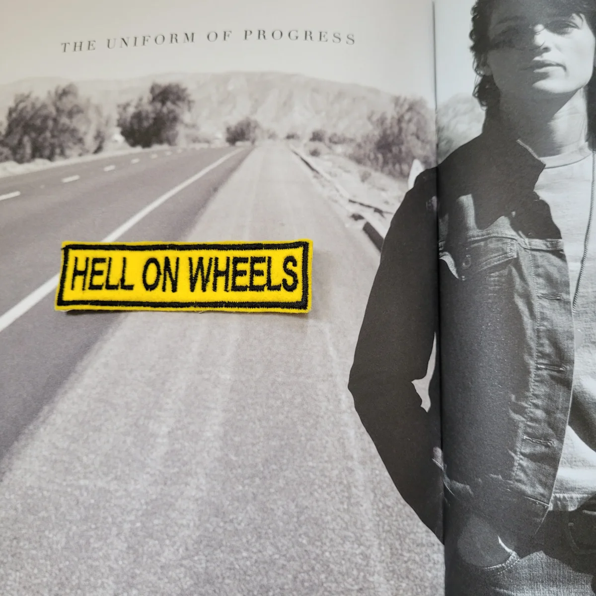 Patch Brodé "Hell On Wheels" (Version Jaune) – Image 4